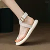 Sandaler Summer Women Platform Zapatos de Verano Mujer Fashion Cross Strap Buckle Design Flat Heel Flip-Flop