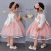 Девушка платья 2 -летняя детская розовая и белая везидо модная одежда для малышей для вечеринки для вечеринки RBF174007