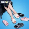 Onemix original män inomhus sandaler tofflor sommar casual utomhus non-halp strand vadding skor vuxen manlig tecknad hem flip flops l230518