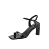 Sandaler Storlek 30-43 2023 Chunky Heel Square Toe Patent Leather Women High Open Heels