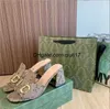 2022 Designer Fashion Women's Sandals tofflor läder tjocka klackade skor 35-42 lyxatmosfär hög kvalitetQiuti17