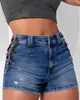 Nytt mode 2023 Summer Casual Bottom Sexig kabel Loop Eyed Chain Lace Open Denim Shorts Women's Elegant Tight Fit P230606