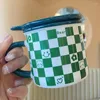 Tasses soucoupes Ins simple tasse en damier avec paille et couvercle cuillère belle grande capacité lait de café flocons d'avoine tasse de petit déjeuner en céramique