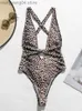 Roupa de banho feminina Peachtan estampa de leopardo maiô de uma peça feminina biquíni com decote em V profundo 2021 maiô de bandagem monokini maiô feminino banhistas T230606