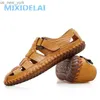 Mixidelai Summer Men Sandals 2023 Leisure Beach Men Shoes أحذية عالية الجودة من الجلد الأصلي الصنادل الحجم الكبير 39-47 L230518