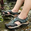 Herren Outdoor Sandalen Sommer Anti-Kollision Zehen Wandern Reisen Strand Freizeitschuhe für Männer Große Größe 38-48 Ledersandalen L230518