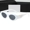 Diseñador de lujo Gafas de sol Mujeres Hombres Gafas de sol Moda al aire libre UV400 Gafas de sol de playa Gafas de viaje Gafas unisex Conducción deportiva Múltiples estilos Sombras