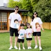 Aile Eşleşen Kıyafetler Aile Eşleşen Kıyafetler Pamuk T-Shirt Çocuklar Anne Kızı Kıyafet Sevimli Karikatür Üstleri Ebeveyn-Çocuk Kıyafetleri Yaz Günlük Tees 230605