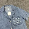 Grundläggande casual klänningar designer plus storlek broderad denim för kvinnor designer jacka sommar kort ärm klänning 34yq nz3v wfaj