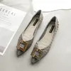 45 46 Lady Flat Heel Shoes Big Size Metal Decoration Упомянутые женские рабочие ботинки мягкая подошва анти-скольжения базовый элегантный стиль