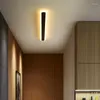 Lampada da parete LED nordico creativo minimalista nero/bianco plafoniera in acrilico adatta per decorare lo sfondo del soggiorno all'aperto