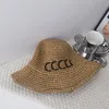 Designer Grass Braid Beach Hat Womens Straw Hats Fashion Letters Summer Bucket Hat Foldbar God kvalitet Fashion Cap Men