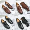 Luxe Merk Mannen Krokodil print Lederen Schoenen Nieuwe Mannen Schoenen Mode Trend Effen Kleur PU Loafers Schoenen Kantoor Professionele Comfortabele antislip Oxford Schoenen