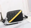 Fendace Designers bolso de la cámara de lona de nylon de cuerpo cruzado Cremallera para mujer Kits de aseo suaves bolsos correa de embrague bolso de baguette para hombre bolsos de mensajero Carteras de hombro bolsas