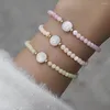 Bracelets porte-bonheur classique A-Z coquille lettre initiale Bracelet femmes à la main 4mm perle colorée pour bijoux cadeau