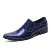 Handgefertigte formelle geschäftliche speicherte Zehenmänner blau Leder -Kleiderschuhe für Männer auf Dre Schuh rutschen