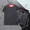 Mens modespår Summer T Shirts + Shorts Clothing Set med Letters Casual Streetwear Trend Suits Män andningsbara tees Shorts 10 färger