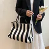 Abendtaschen Schwarz-Weiß-Streifen Leinwand Umhängetasche für Frauen Tote Designer Weibliche Mode Handtaschen 2023 Trend Big