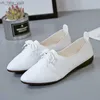 Scarpe bianche Scarpe casual piatte stringate da donna 33 Scarpe da donna di piccole dimensioni 34 Taglia piccola 42 Scarpe da studente abbinate di grandi dimensioni L230518