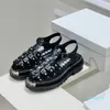 Siyah deri çivili gladyatör tıknaz sandaletler ayarlanabilir toka ayak bileği kayışı sandal vejetal daireler ayakkabı platform tasarımcıları slaytlar
