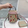 Tasarımcı -Cherry Tote Çanta Kadın Mektup Çanta Kadın Lüks Moda Desen Çantası Çantası