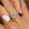 Luksusowy 925 Srebrne obrączki ślubne palcem 4CT Owalny pierścień diamentowy dla kobiet biżuteria zaręczynowa Anel