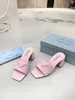 Sandalias elegantes de diseñador para mujer, zapatillas de verano de tacón cuadrado para mujer, sandalias de cuero de banda estrecha para mujer, sandalias de moda para mujer 2023