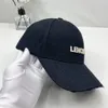 Mens designer hoed Paar Sport Designer Ball Caps Vrouwen Mode Gat pet Outdoor Zonnescherm Warmte Brief Borduurwerk 3D cap