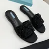 Pantofole quadrate in pelle sandali firmati di lusso da donna nuove scarpe con plateau in seta sexy strass tacchi alti moda eleganti scarpe da festa scarpe casual all'aperto estive