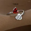 Bröllopsringar Söt kvinnlig hjärta sten öppen ring Dainty Rose Flower Engagement Charm Silver Färg för kvinnliga smycken