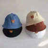 Berretti Cappelli Secchiello Cappello da bambino Cartone animato Simpatico orso Ricamo Cappelli da sole Cotone morbido Bambini all'aperto Pescatore Panama Cap 230606