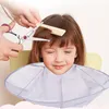 La fabbrica fornisce collari per tagli di capelli per adulti e bambini, saloni, mantelli da parrucchiere, saloni per parrucchieri, mantelli e scialli