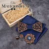 Stropdassen Houten Vlinderdas Zakdoek Set Mens Plaid Bowtie Wood Hollow Carved Cut Out Floral design En Box Mode Nieuwigheid Mannen stropdassen 230605