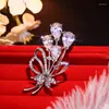 Broches Clear Crystal Ballon Voor Vrouwen Zirkoon Bloem Boeket Kantoor Feest Bruiloft Dagelijks Kleding Jurk Sieraden Cadeau