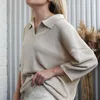 Женская футболка gigogou негабаритное высококачественное V-образное женское вырезок Весна Spring Summer Sweater Fashion Half Sleceves Свободные дамы вязаные 230607