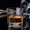 Klasa spożywcza biała whisky whisky 170 ml szklana kubek gładki kubek kubek krawędzi gęste powierzchnia zagęszcza dolna kubek barowy kubek