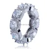 Avec des pierres latérales New Fashion White Gold Fl Vlustered Cubic Zirconia Fing Ring Band Iced Out Diamond Hip Hop Rapper Lovers Jewelry We Dhwr0