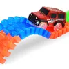 Diecast modelo Magical Tracks LED luz eletrônica carro peças de brinquedo 5 luzes coloridas brinquedos infantis para quebra-cabeça presentes de aniversário 230605