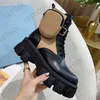 Modne męskie buty szczotkowane Rois buty ze skóry bydlęcej Nylon Martin Boot platforma z wyjmowanym etui czarne damskie botki na zewnątrz buty z pudełkiem NO43