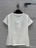 Kvinnors t-shirt designer 23 tidigt vår/sommar ny stil vit rund hals visar tunt midja temperament smal passform stickad kort ärm topp 3tlm