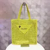 نساء الرجال الفاخرة 7A مصمم القش نسج عطلة نهاية الأسبوع حقائب اليد Raffias Triangle Triangle Tote Summer Travel Beach Bags Lady Houtgle Fashion Bag Bag Crossbody Underarm Bag