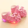 Sandales enfant en bas âge filles sandales d'été LED avec lumières infantile filles sandales fleur arc lumineux léger respirant enfants bébé chaussures 230606
