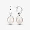Pearl earrings designer silver exaggerated wind earrings classic high-quality jewelry does not lose color, non-allergic simple and versatile women's earrings