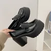 Klobige Plateau-Müßiggänger mit Absatz, Lackleder, Slip-on-Freizeitschuhe für Damen, Büroschuhe, japanische Lolita, schwarze Absätze 2023