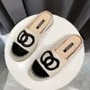 2023 Summer slippers Designer Sandals slippers Luxury flat heels non-slip shoes casual women H1122qiuti17