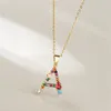 Kedjor 26 Engelska brevhalsband 2023 Mixed Color Gem Inlaid ClaVicle Chain Kvinnlig modell