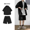 남자 양복 블레이저스 한국 스타일의 남자 세트 정장 재킷과 반바지 단단한 얇은 짧은 슬리브 상단 어울리는 바닥 여름 패션 대형 의류 남자 230607