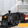 Carro RC elétrico Ferroviária Trem clássico Brinquedos de trilha elétrica Locomotiva a vapor de água Playset com simulação de fumaça operada por bateria Modelo 230607