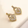 Créateur de luxe en acier inoxydable boucles d'oreilles célèbre marque lettre boucle d'oreille plaqué or 18 carats géométrie coeur incrusté de cristal boucle d'oreille mode bijoux de noël cadeau