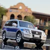 Diecast Model 1 32 Pajero SUV Eloy Car Toy Vehicle Metal Collection Sound and Light Simulation Kids Gift 230605